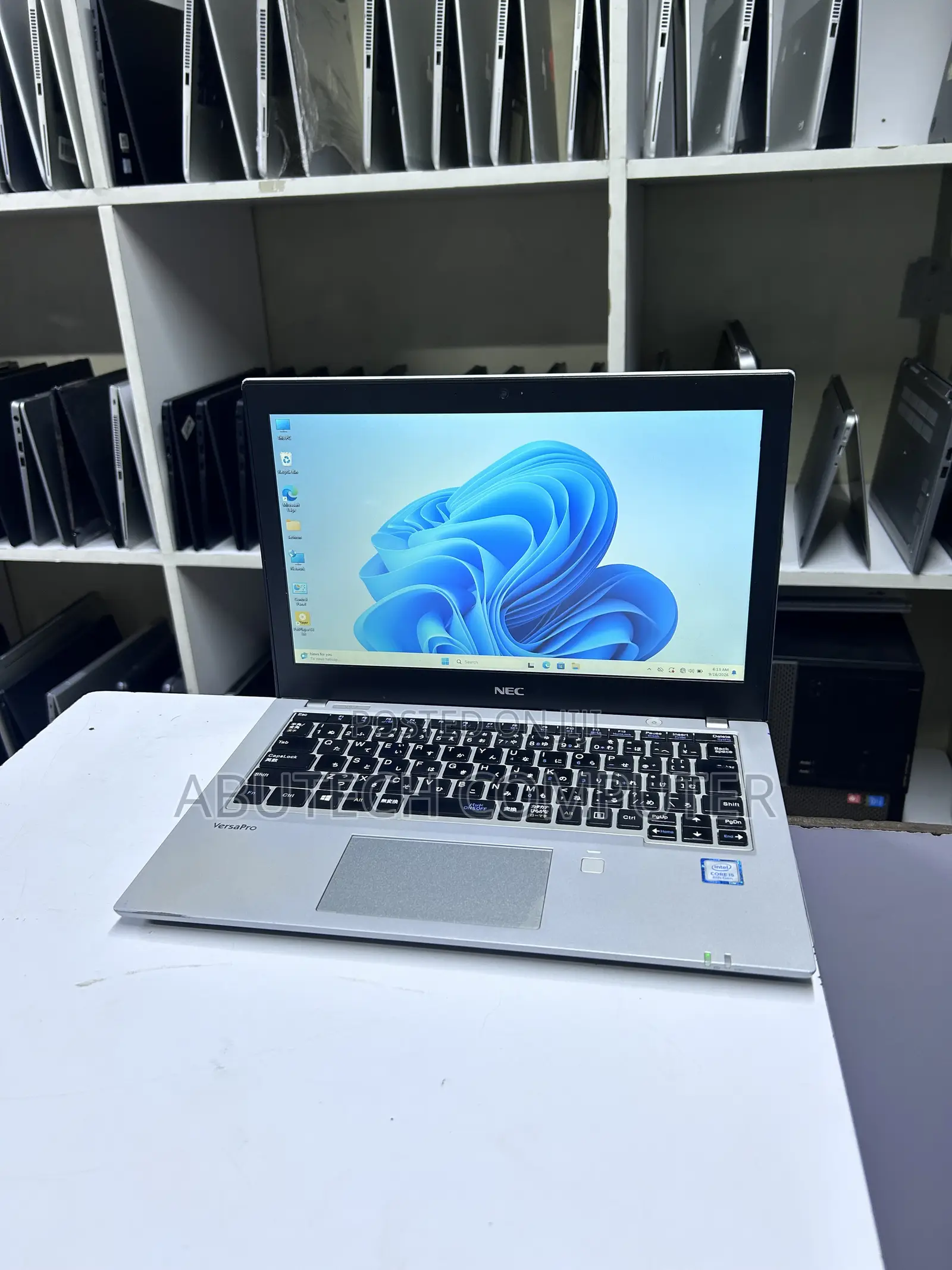 Laptop NEC 8GB Intel Core i5 SSD 128GB