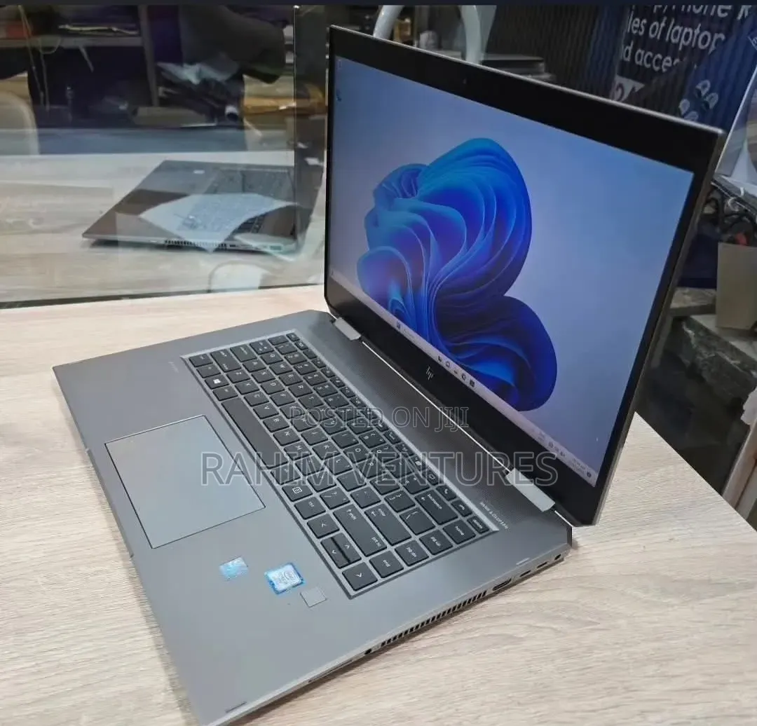 Laptop HP ZBook Studio x360 15 G6 16GB Intel Core i7 SSD 512GB