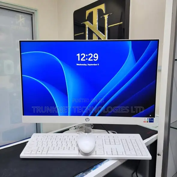 New Desktop Computer HP AiO 24 16GB Intel Core i7 SSD 512GB