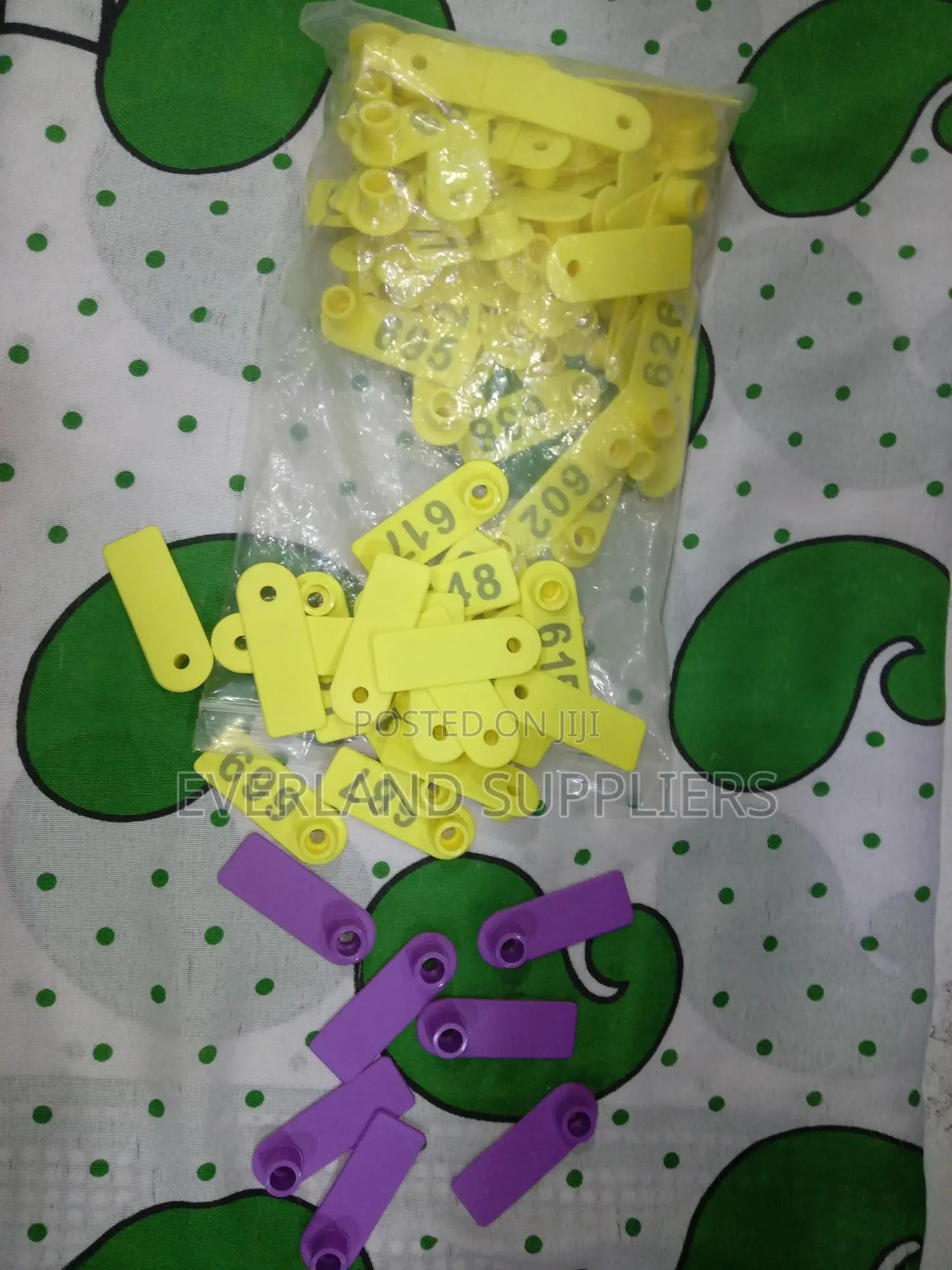 Ear Tags - Herd Organization a Pack