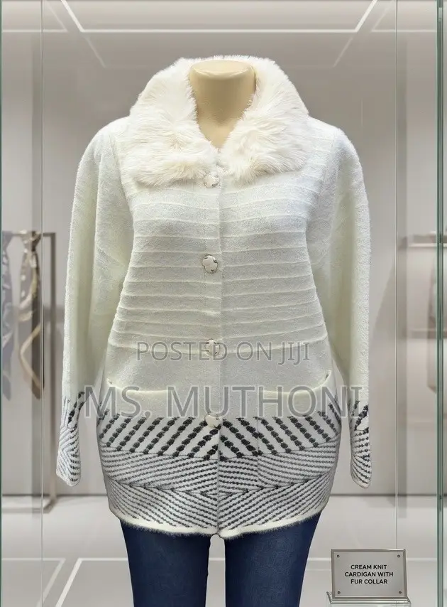 Free Size Faux Fur Collar Knit Cardigan