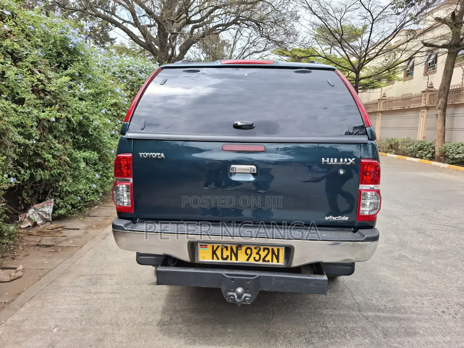 Toyota Hilux 2011 Green