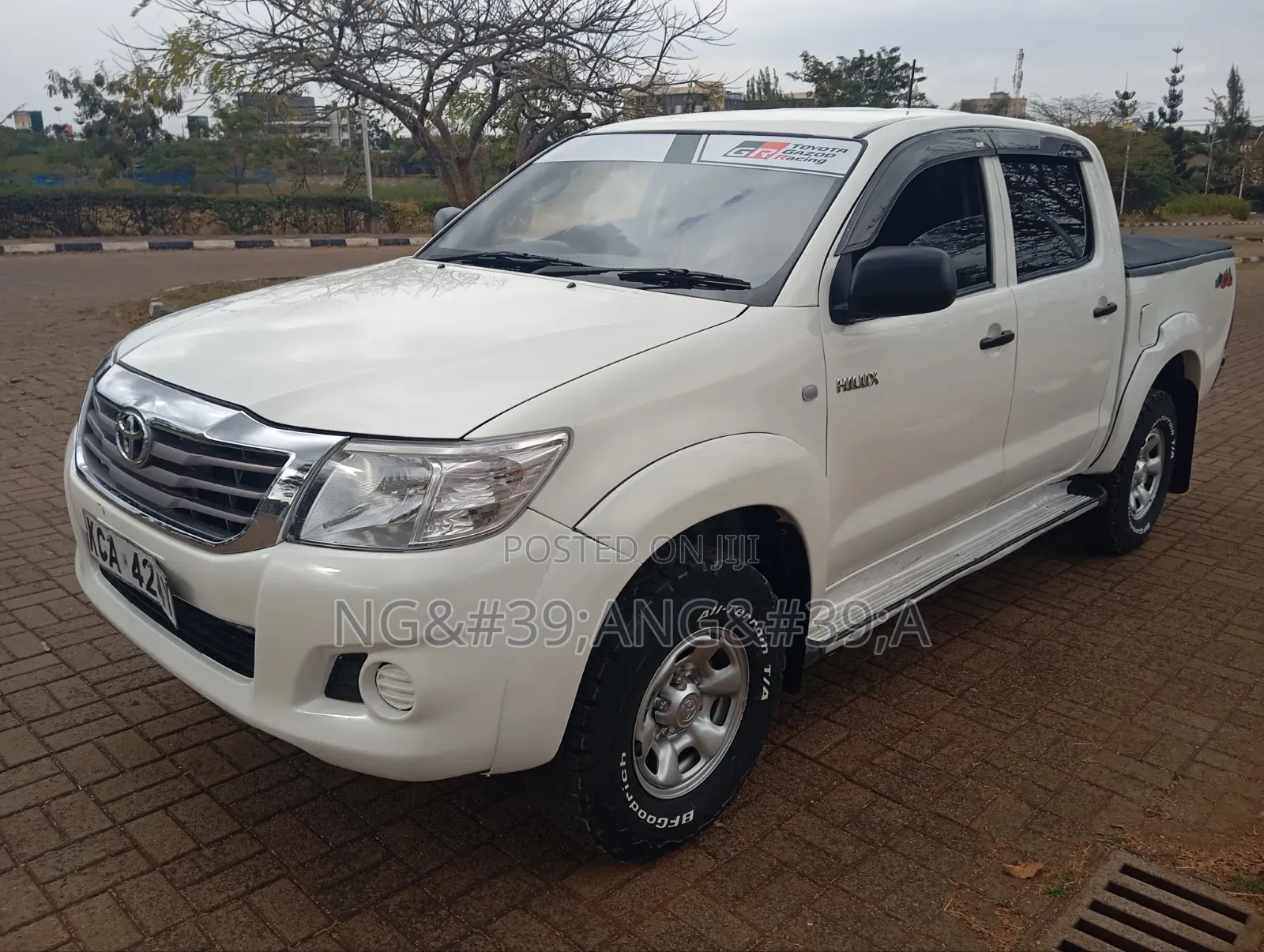 Toyota Hilux 2015 White