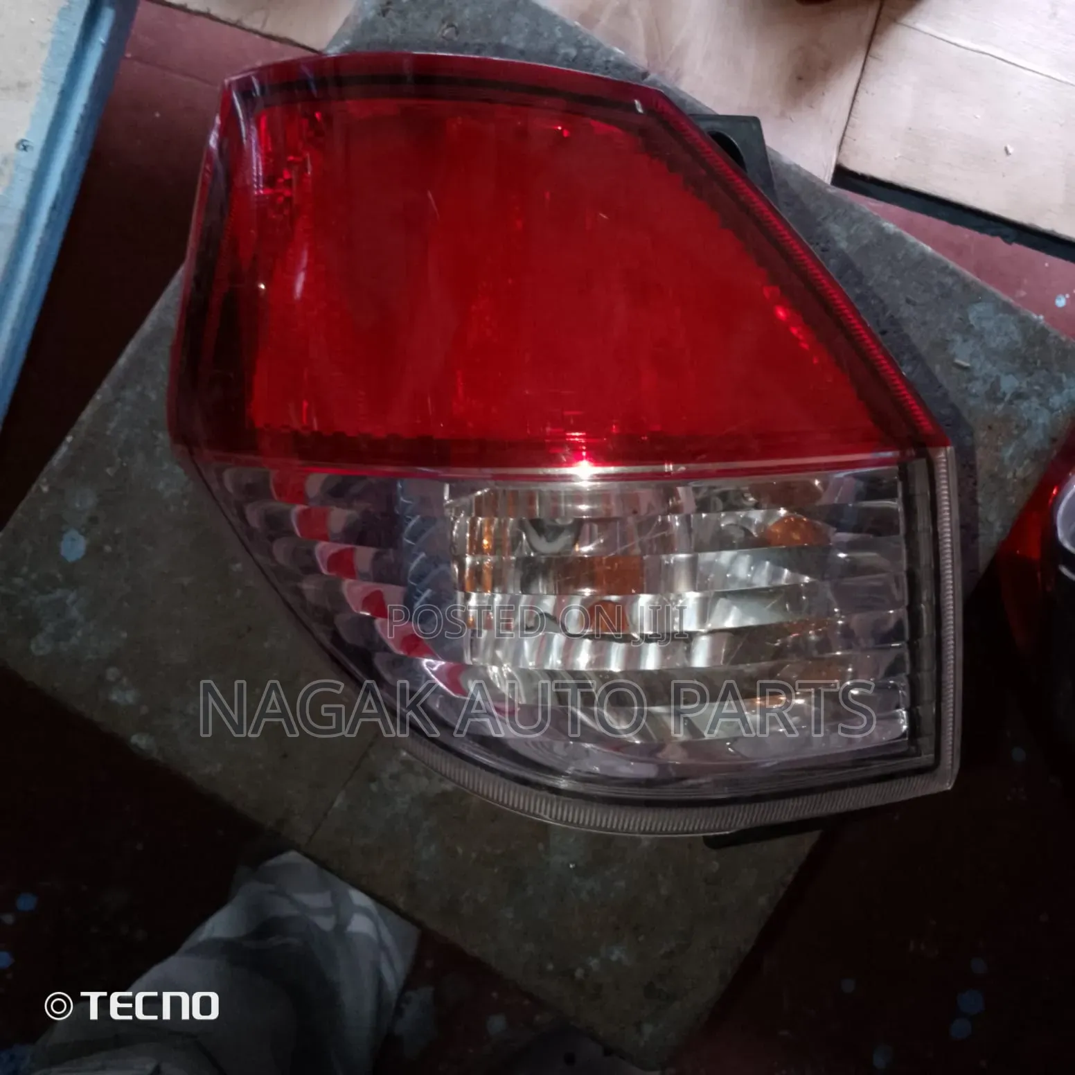 Suzuki Solio 2015 Taillight