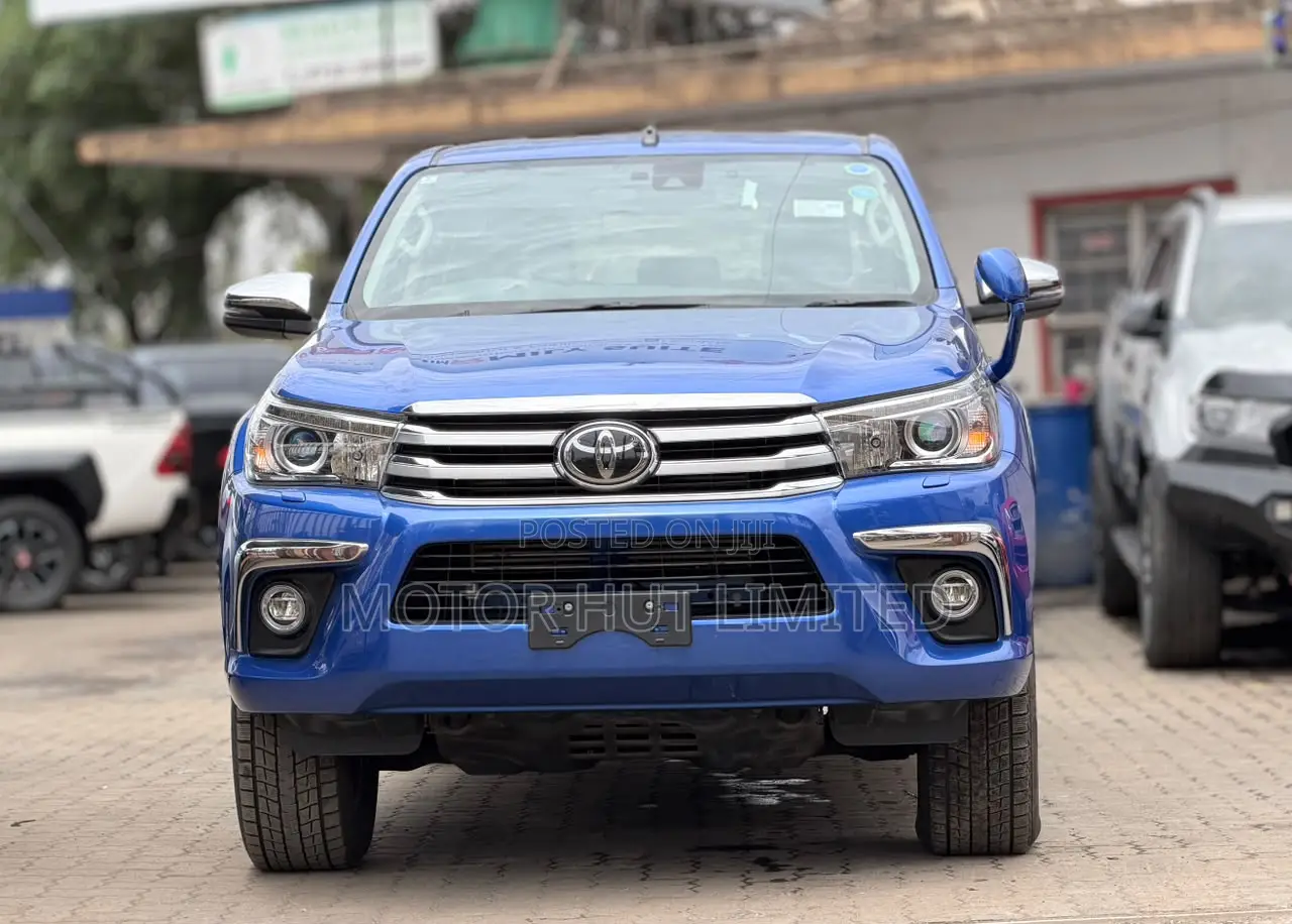 Toyota Hilux Revo Double Cab Deisel 2.4 AWD 2020 Blue