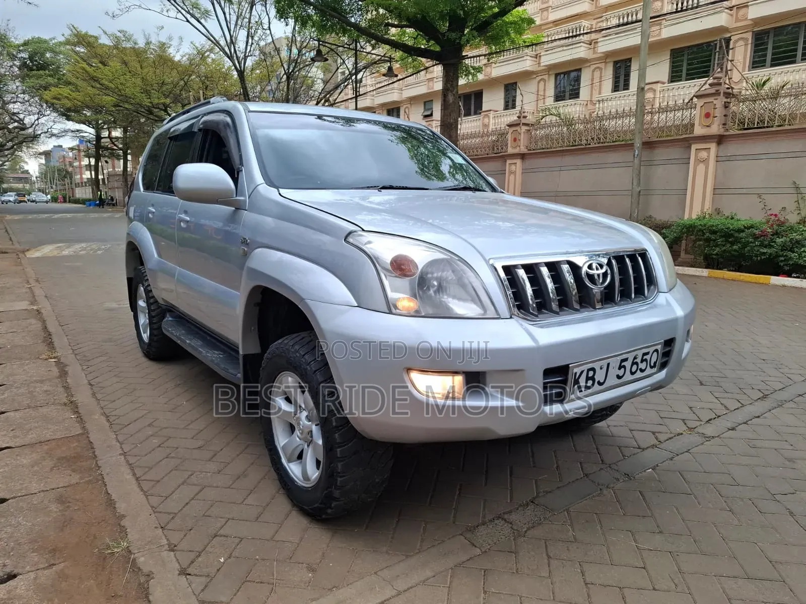 Toyota Land Cruiser Prado 3.0 D-4D 5dr 2005 Silver