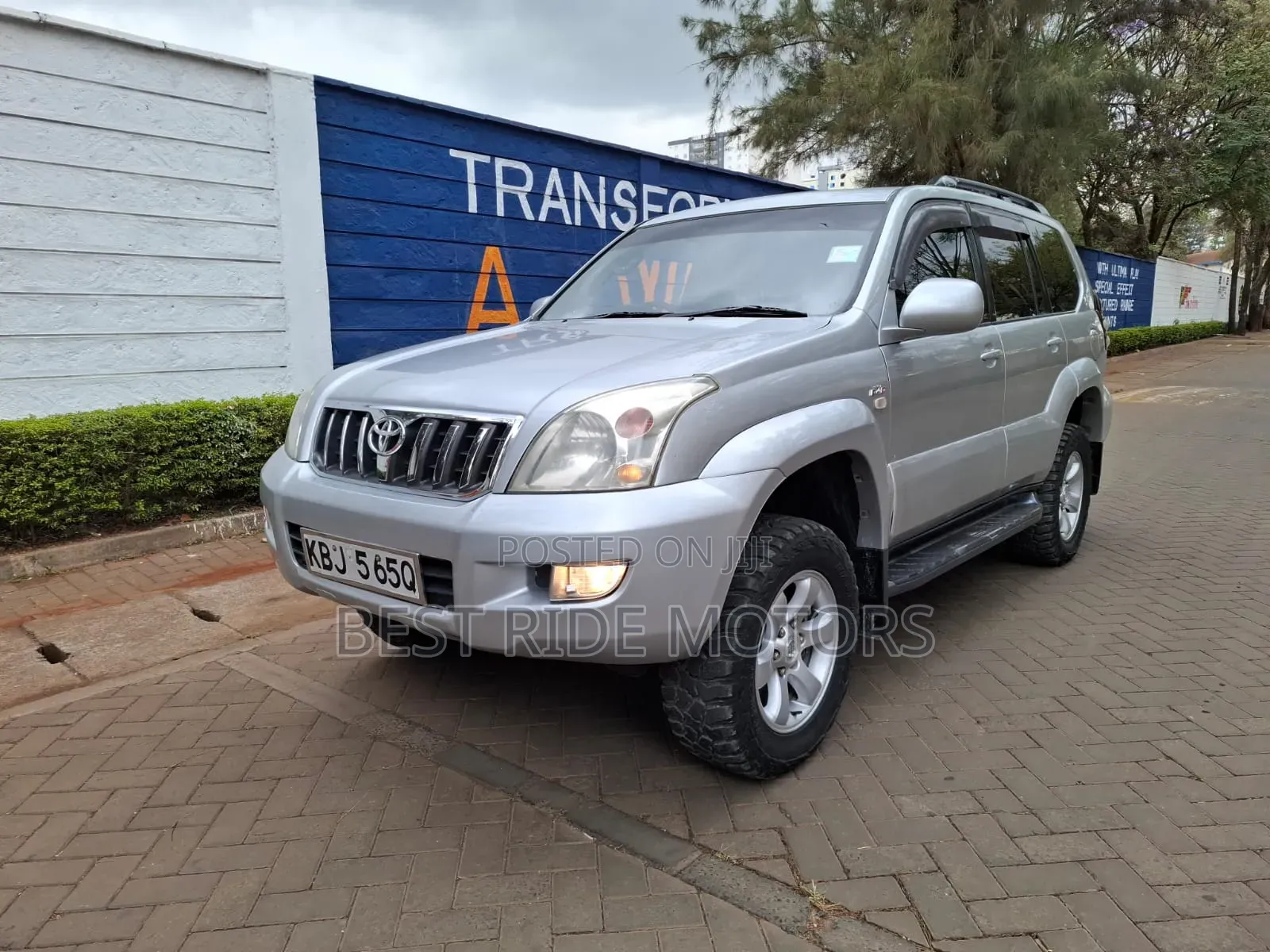Toyota Land Cruiser Prado 3.0 D-4D 5dr 2005 Silver