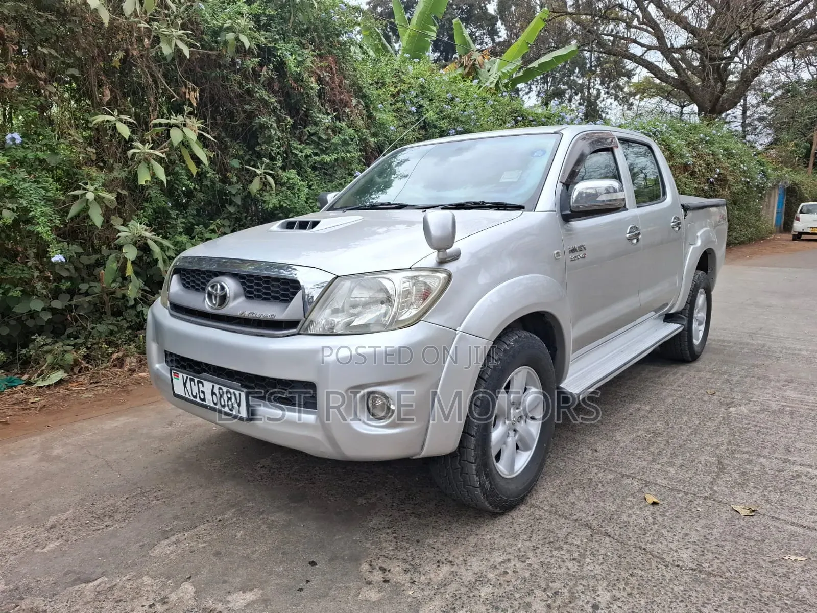 Toyota Hilux 2010 Silver
