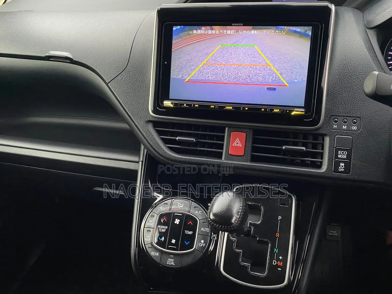 Toyota Noah 2020 Silver