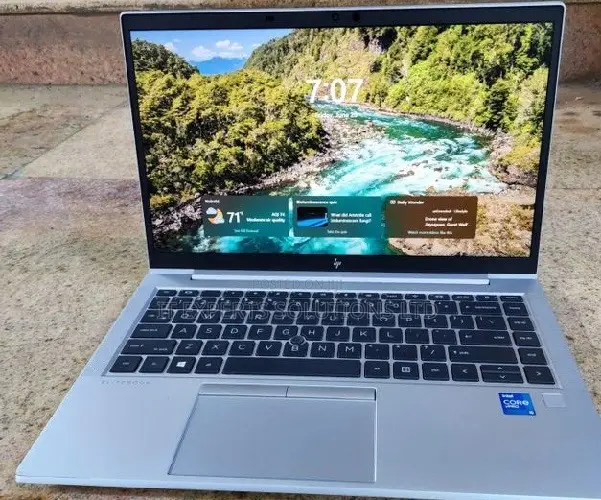 Laptop HP EliteBook 840 G5 8GB Intel Core i5 SSD 256GB