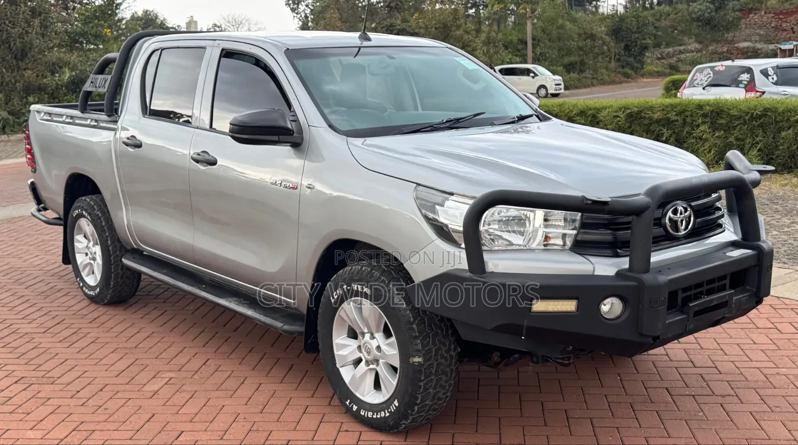 Toyota Hilux 2020 Silver