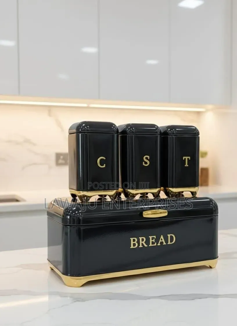 Elegant Bread Keeper