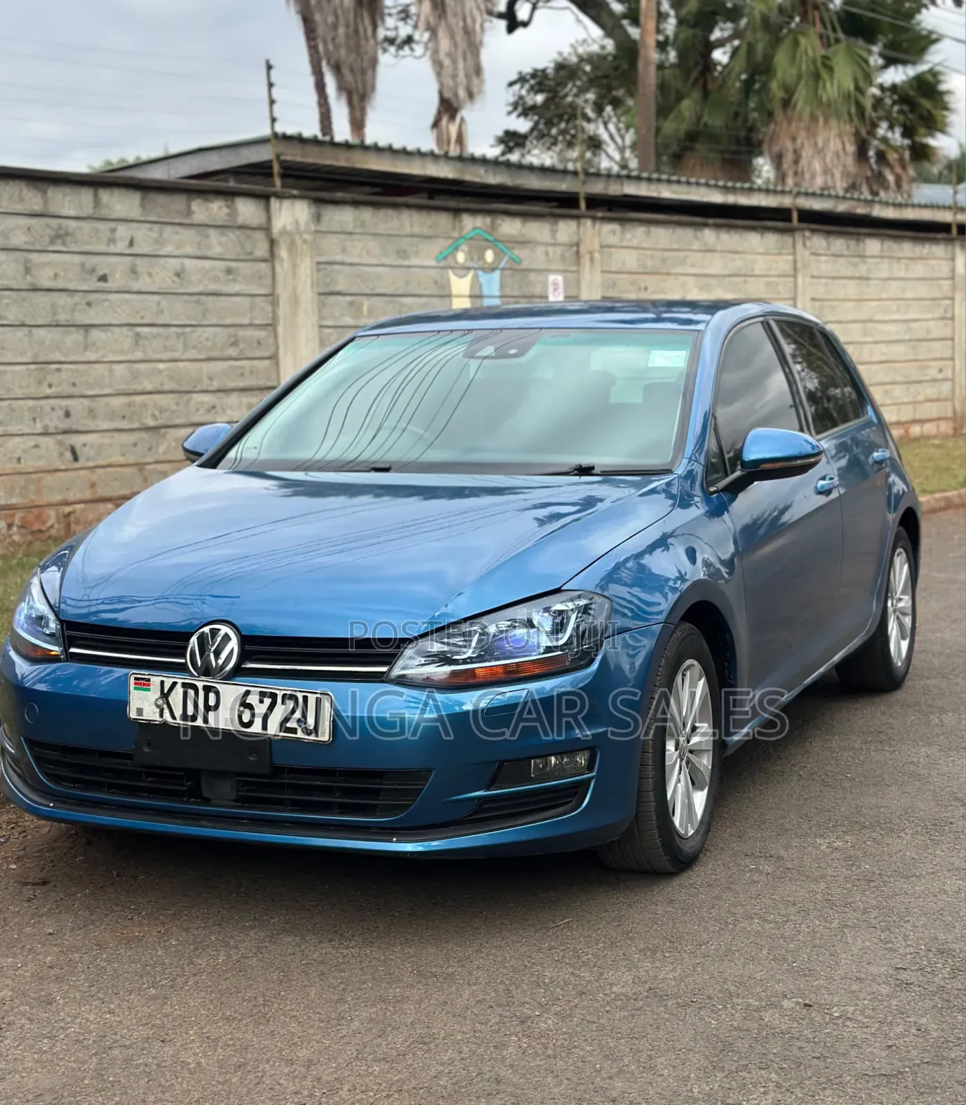 Volkswagen Golf 2016 Blue