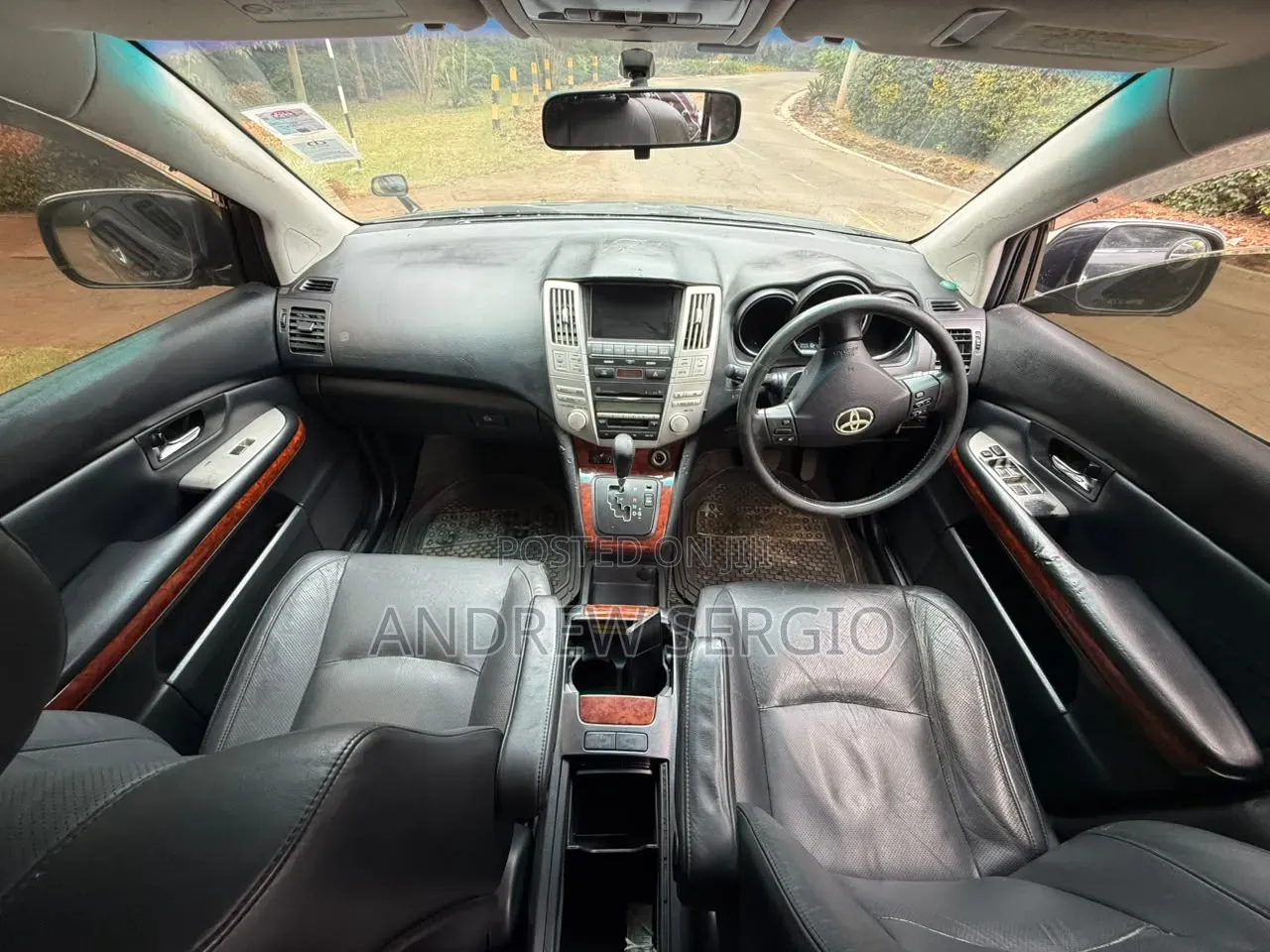 Toyota Harrier 2.4 2011 Black