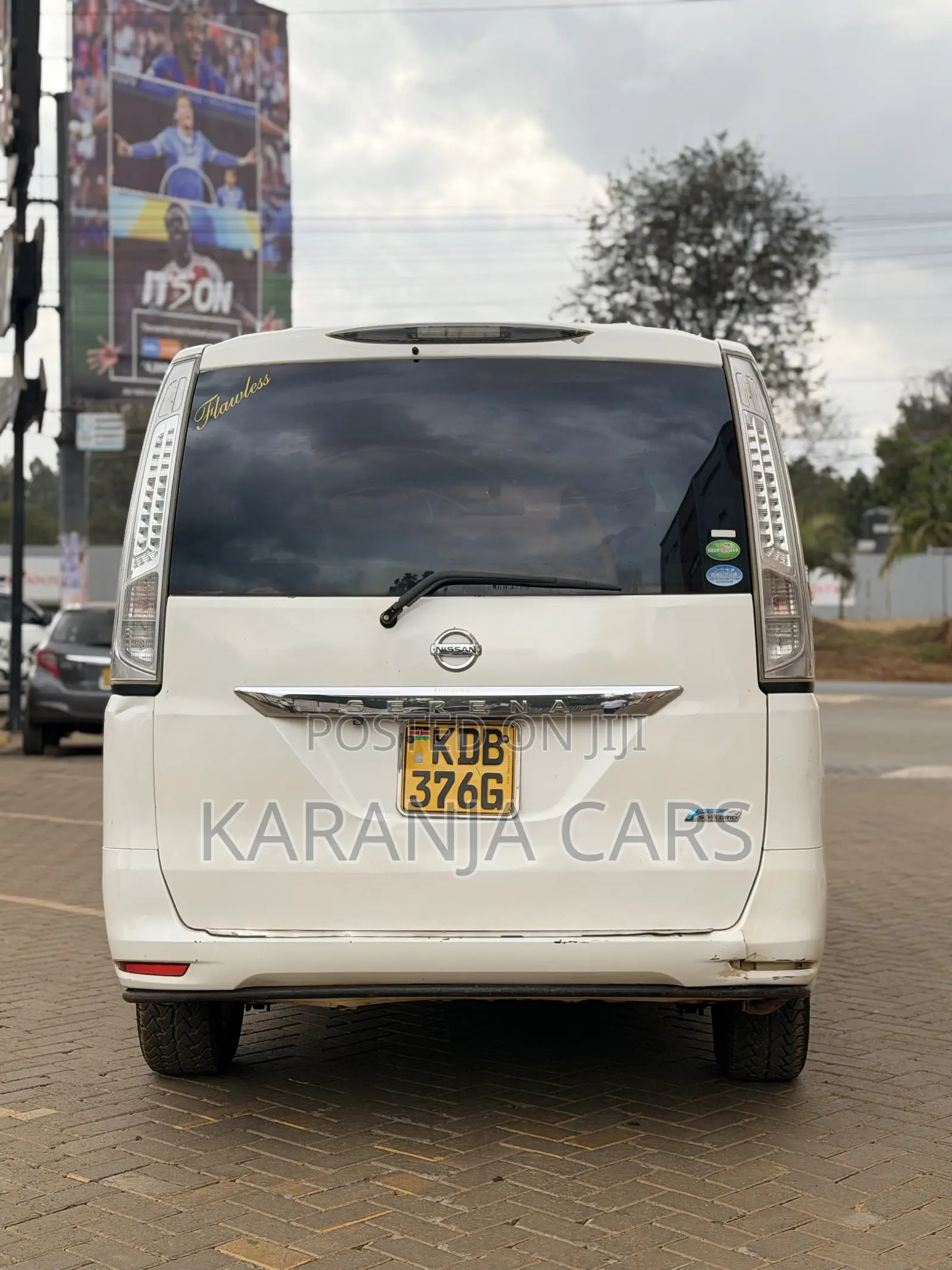 Nissan Serena 2013 White