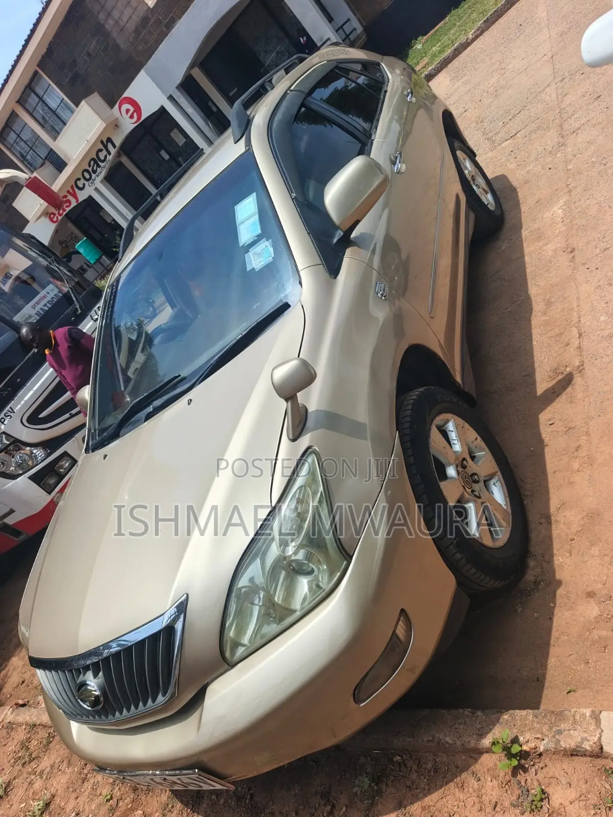 Toyota Harrier 240G 2012 Gold