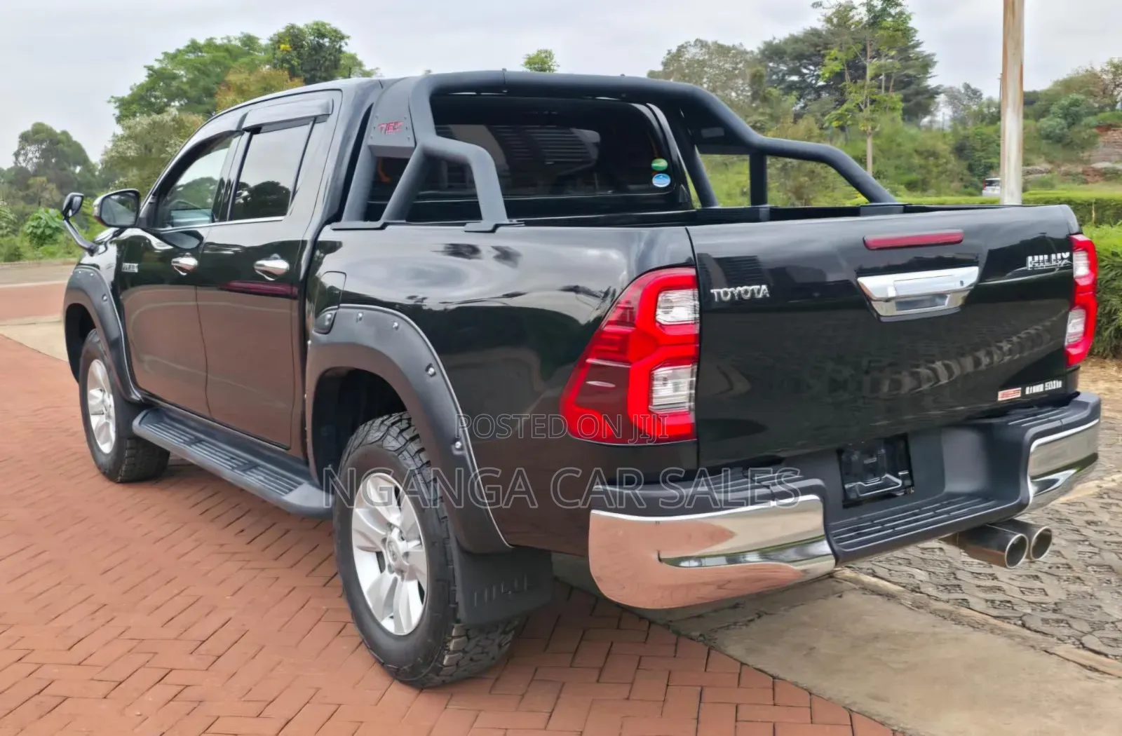 Toyota Hilux 2019 Black