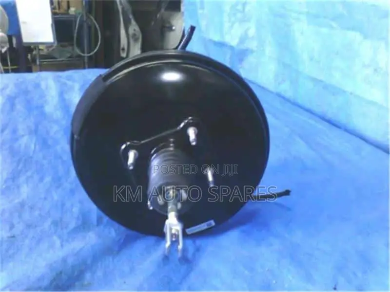 Toyota Hiace (5l, 7l) Brake Booster Master Cylinder.