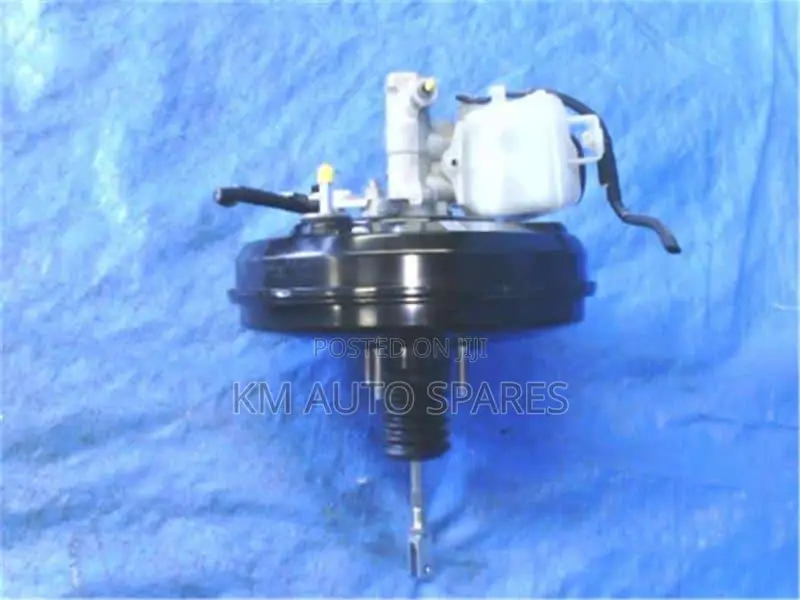 Toyota Hiace (5l, 7l) Brake Booster Master Cylinder.