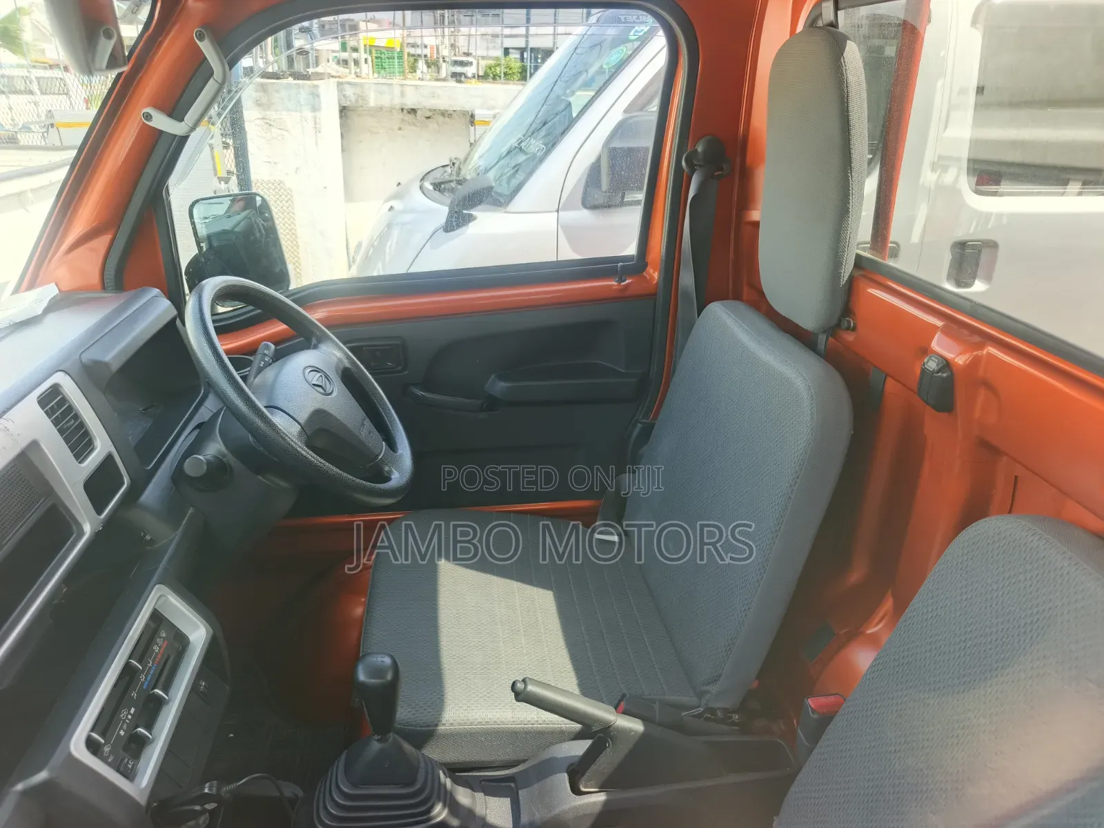Daihatsu Hijet 2020 Orange