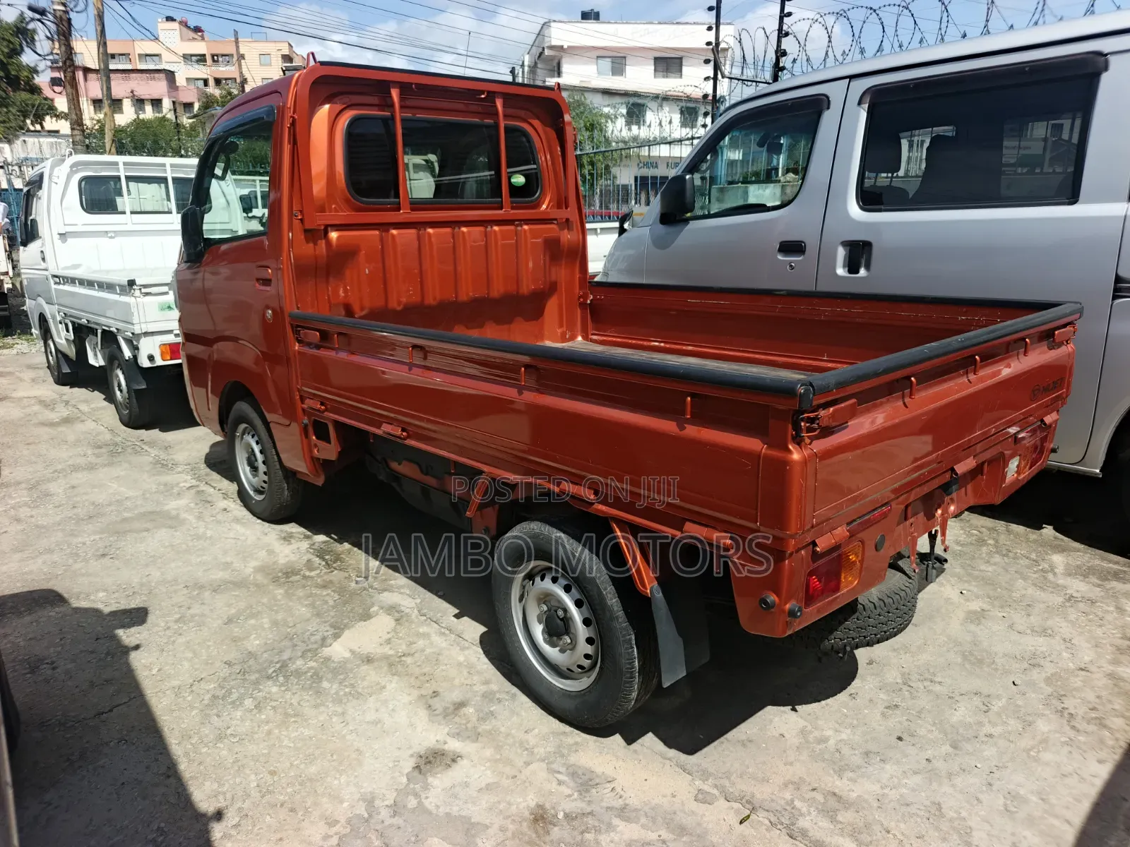 Daihatsu Hijet 2020 Orange