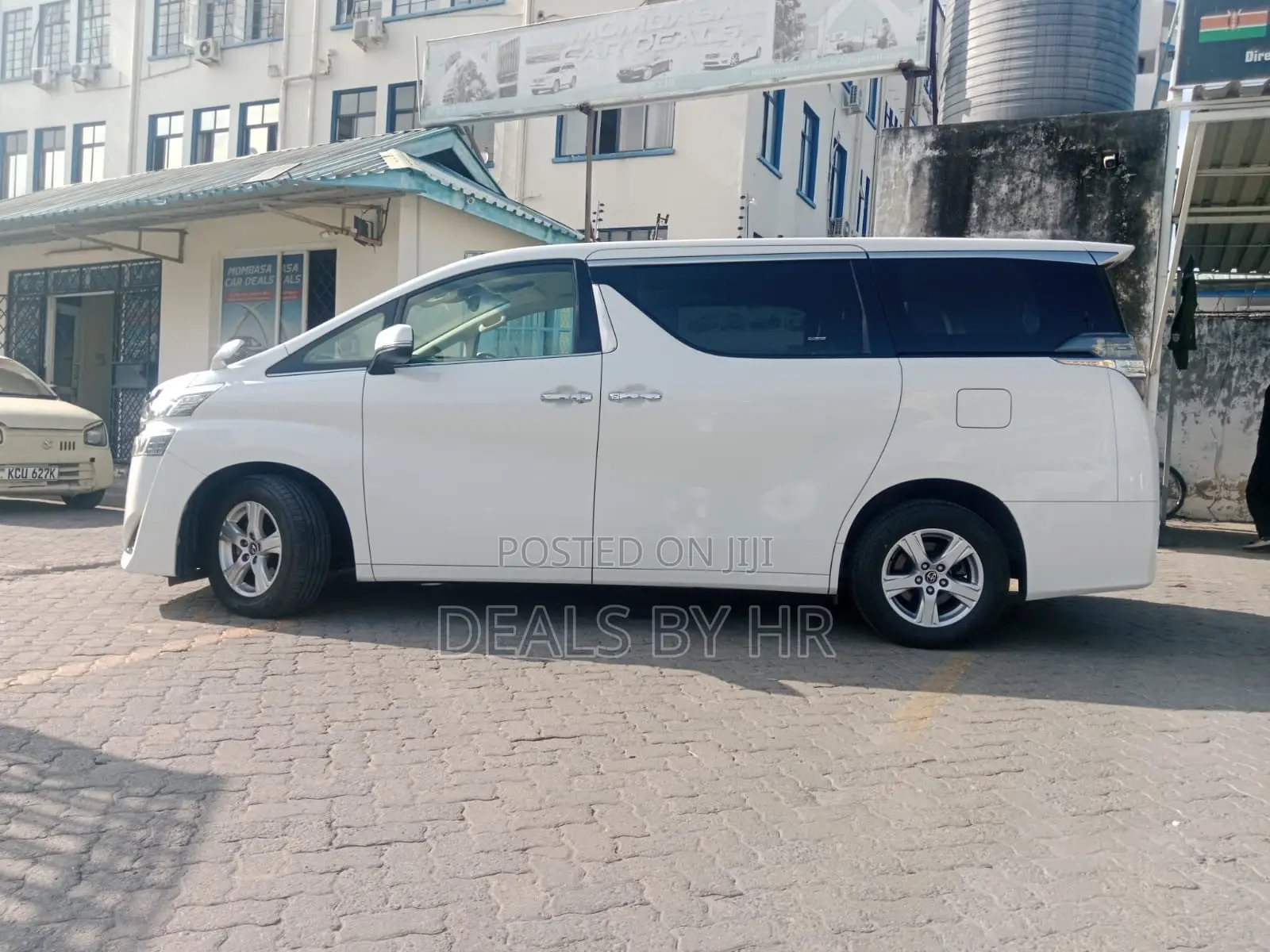 Toyota Vellfire 2.5 Z 2018 White