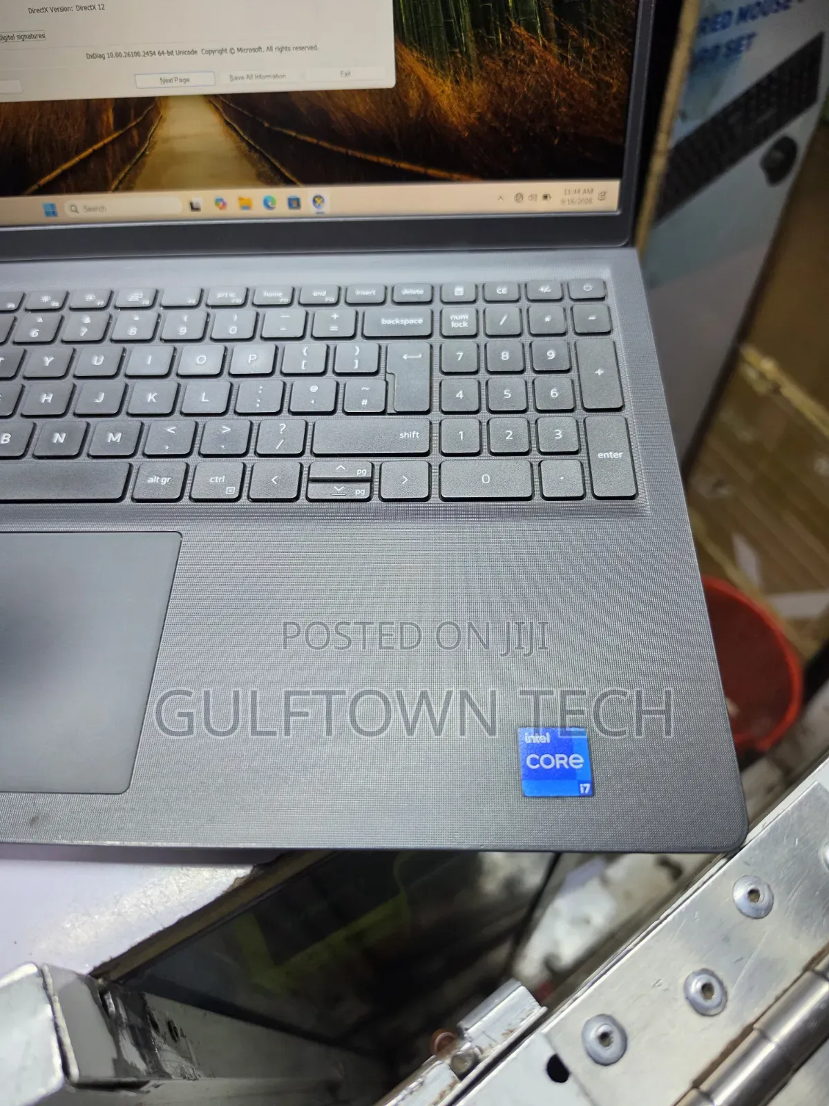 Laptop Dell Vostro 15 3510 8GB Intel Core i7 SSD 256GB