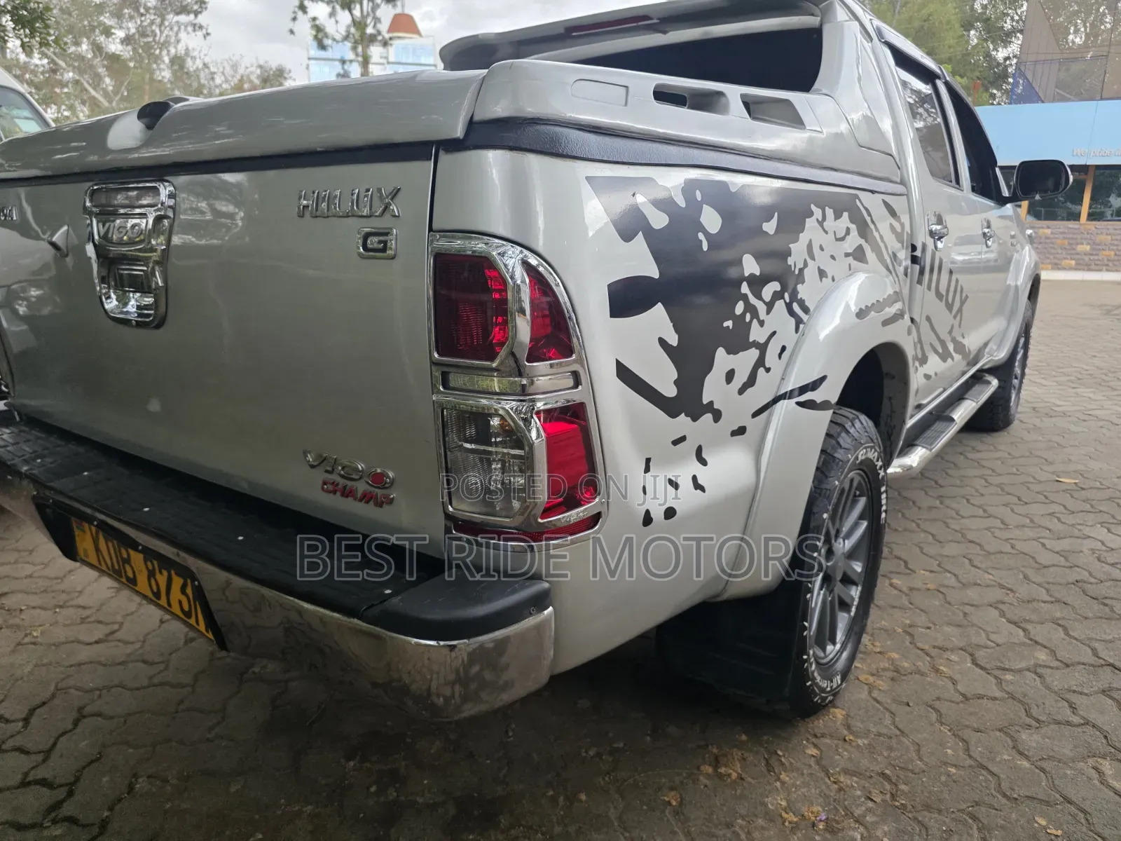 Toyota Hilux 3.0 D-4D 4x4 2014 Silver