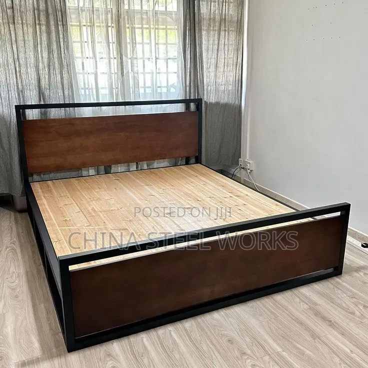 Industrial Metalic Bed