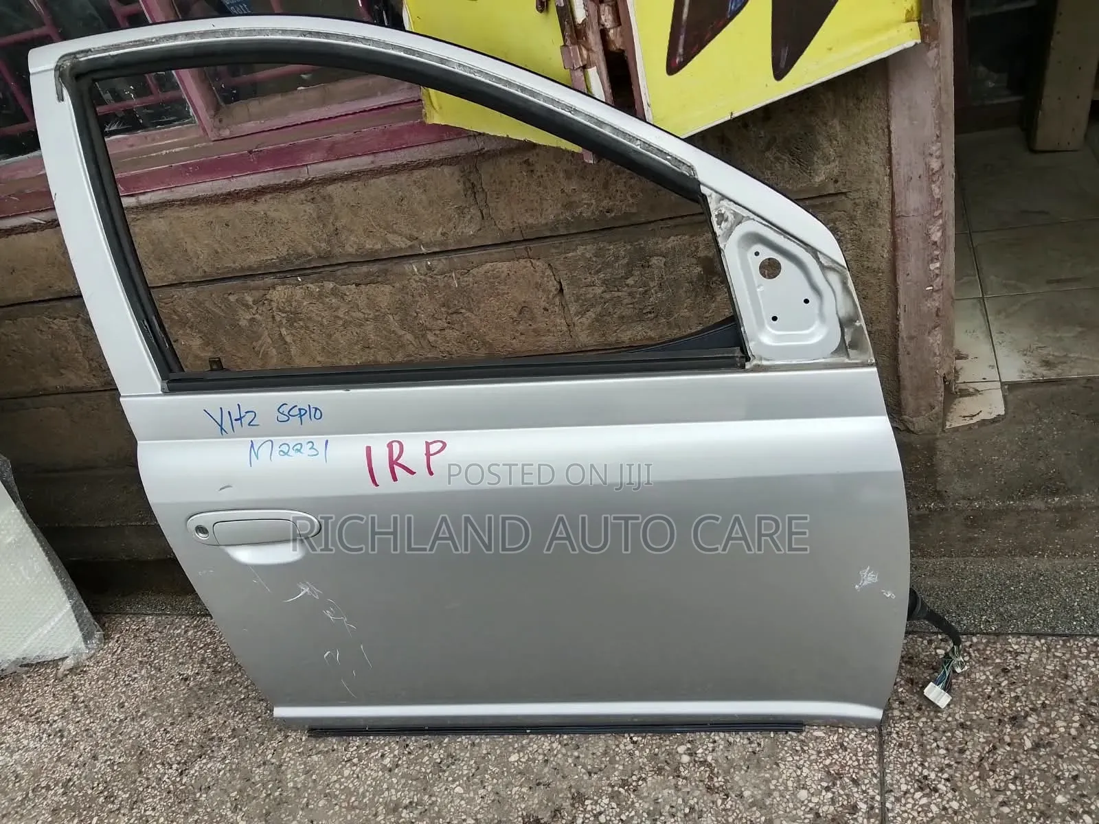 Front Door RHS Vitz Scp10 Old Model 2004