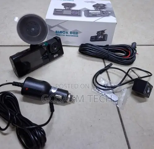 1080p 3-in-1 Car Dashcam– Front, Rear Cabin Recording System