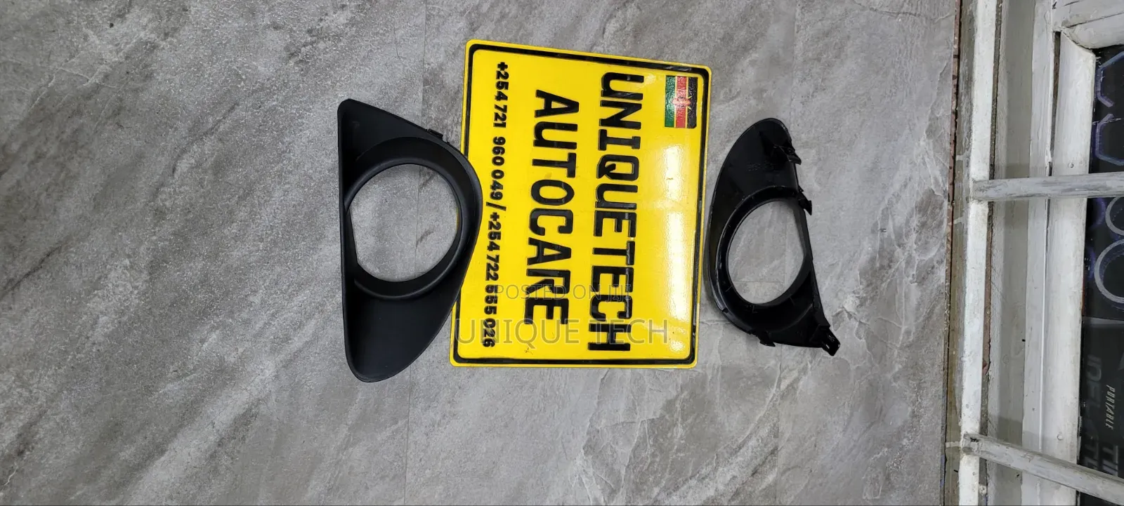 Vitz 2012 -2014 Fog Lamp Covers