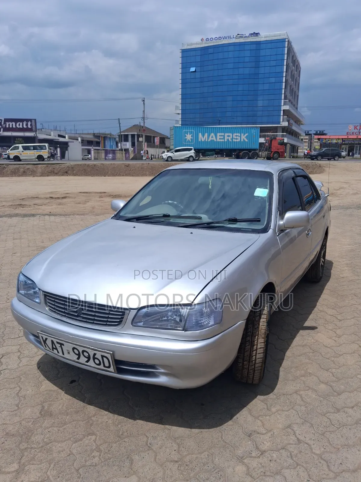 Toyota Corolla 1999 Silver