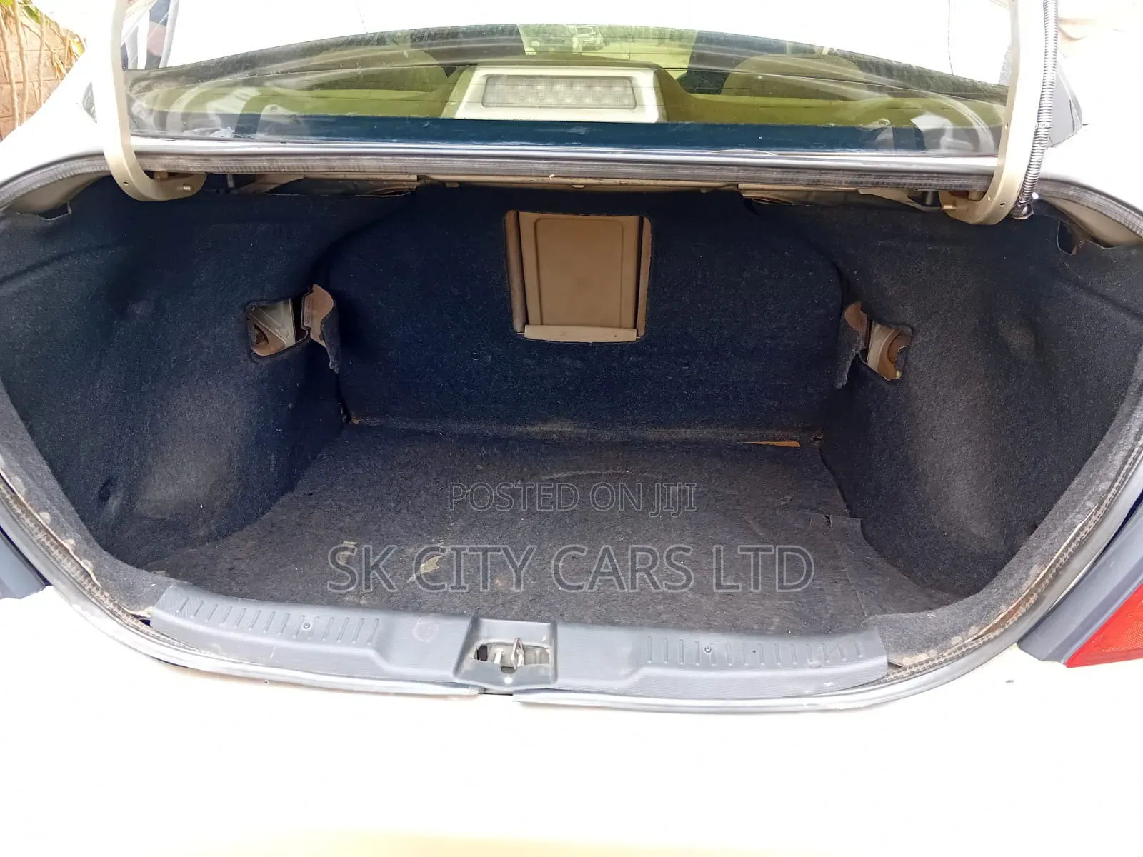 Nissan Tiida 2008 Gold
