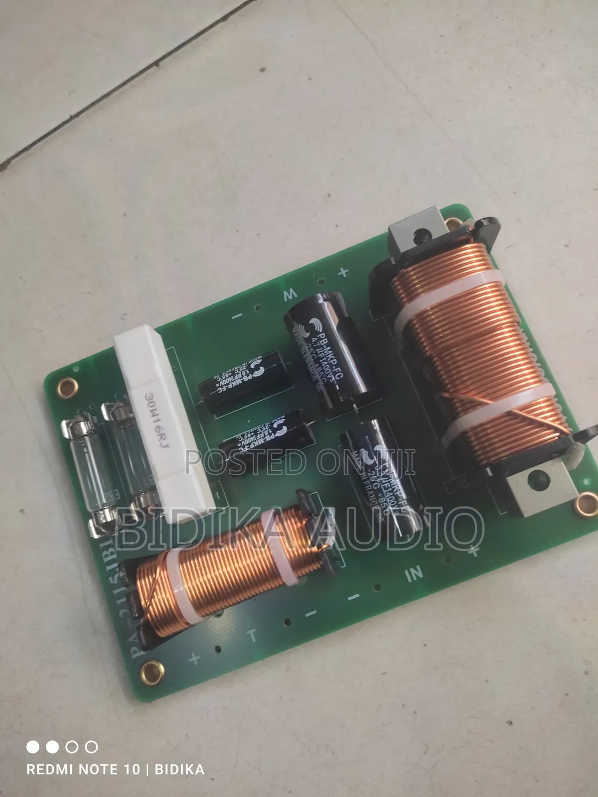 PA-2115JBL Crossover