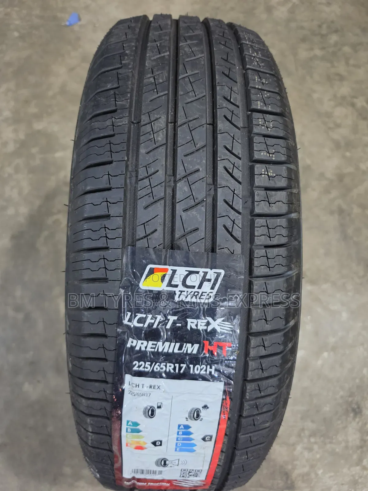 225 /65 R17 LCH Tires (Highway)
