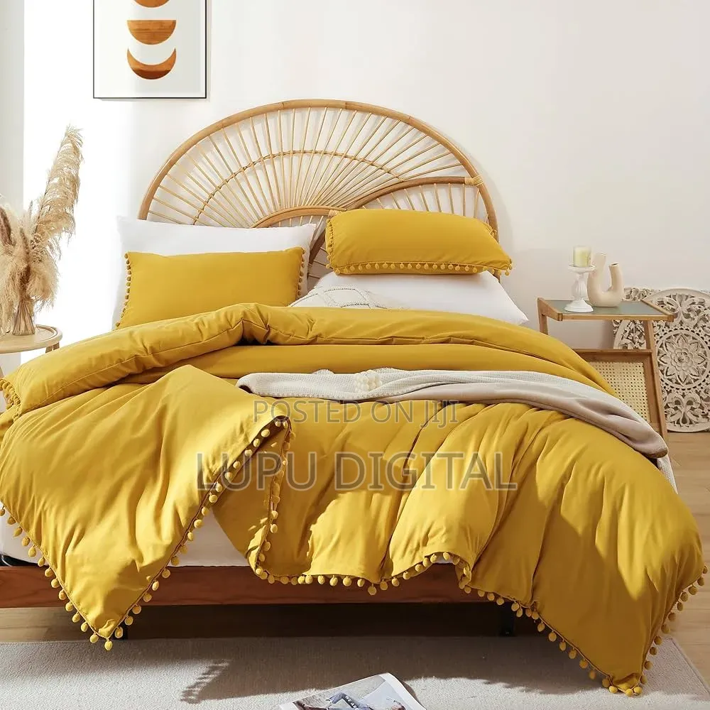 Pom-Pom Laced Design Duvet Cover Set