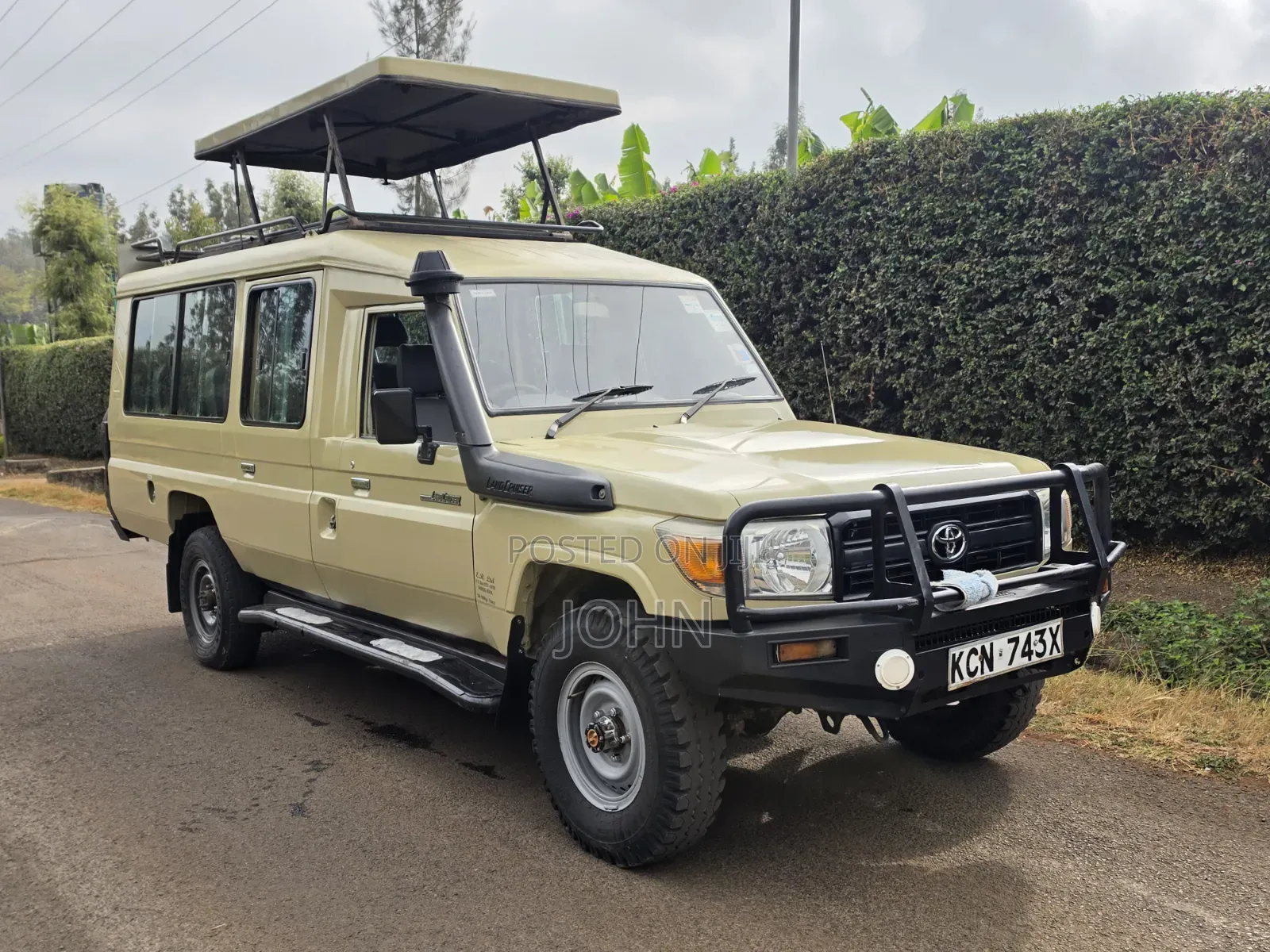 Toyota Land Cruiser 79 Series 2017 Brown
