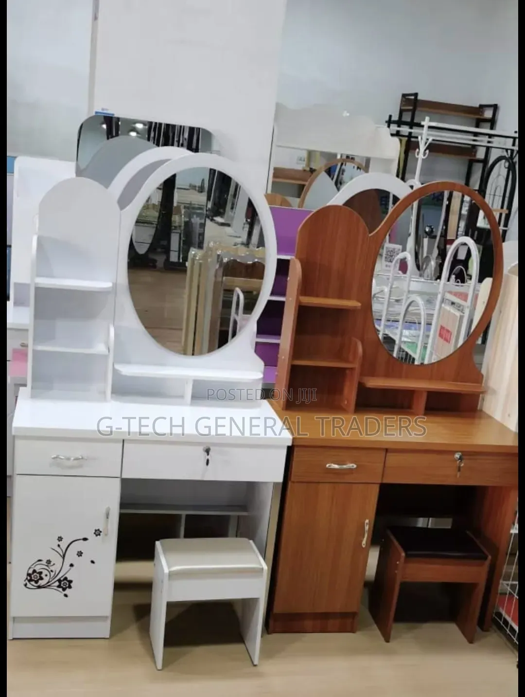 White/Brown Executive Dressing Table With Fixed Mirror