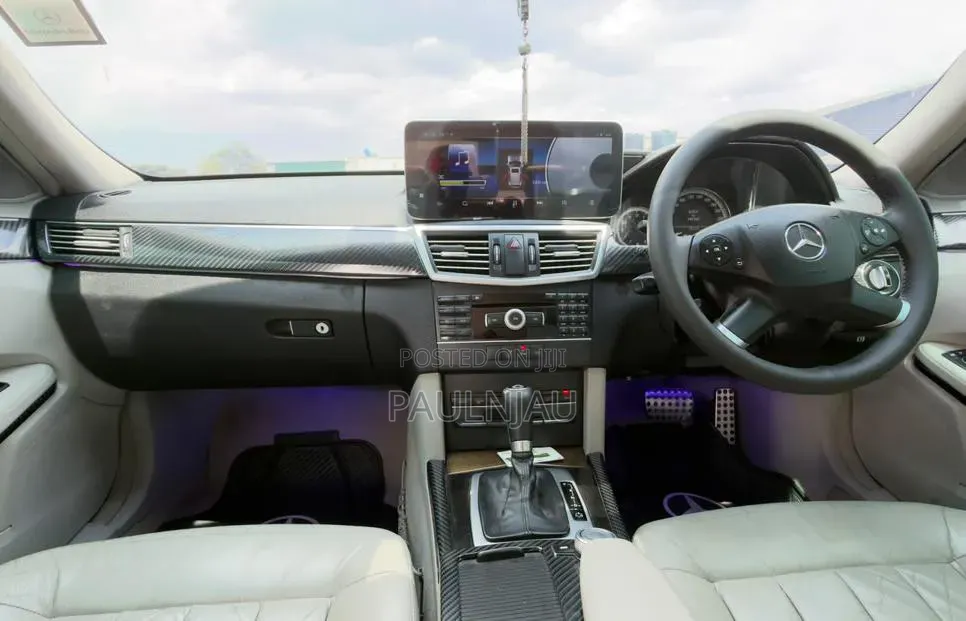 Mercedes-Benz E250 2010