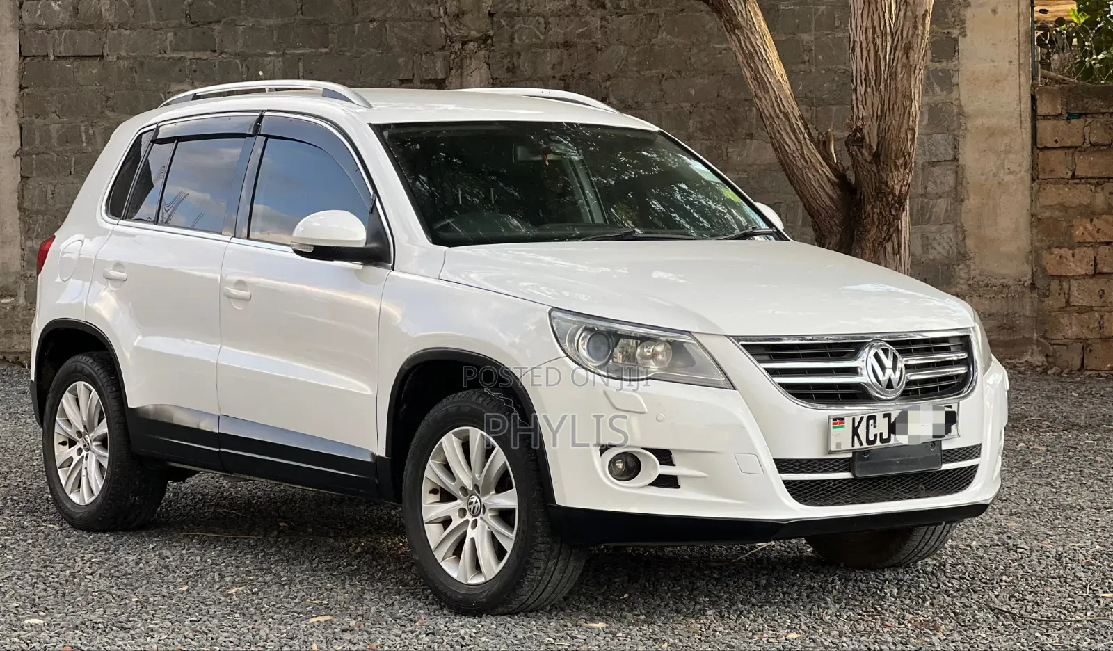 Volkswagen Tiguan 2010 White