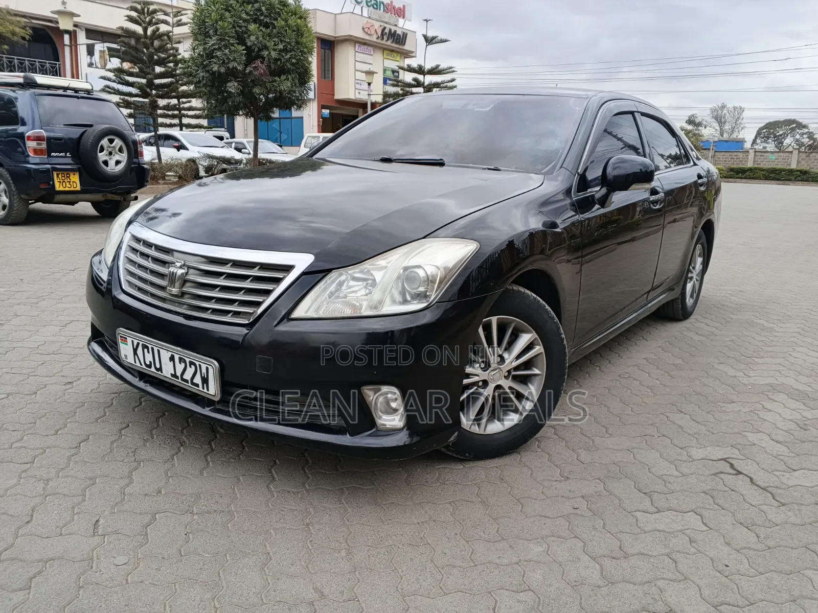 Toyota Crown 2012