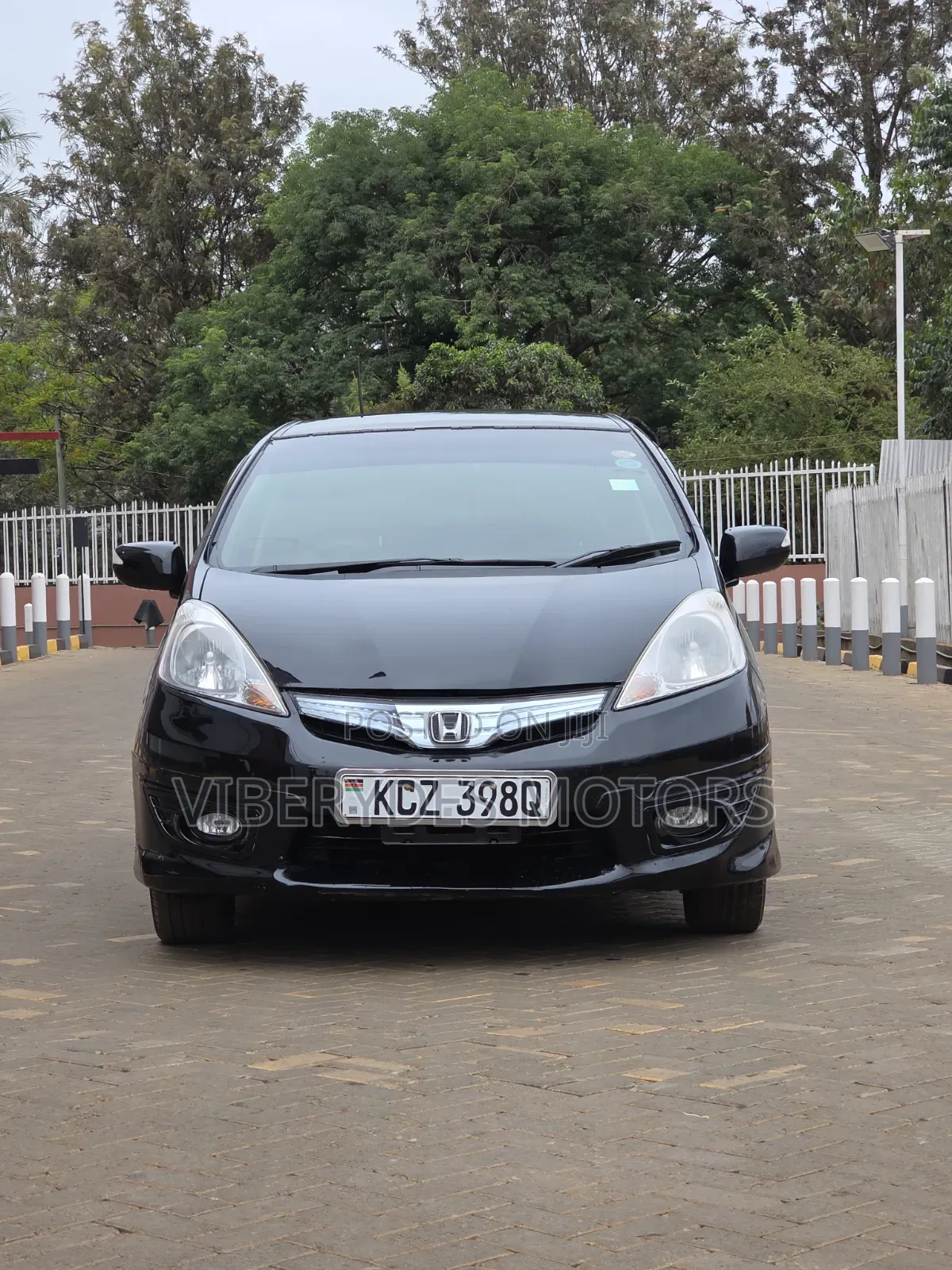 Honda Fit Shuttle 2013 Black