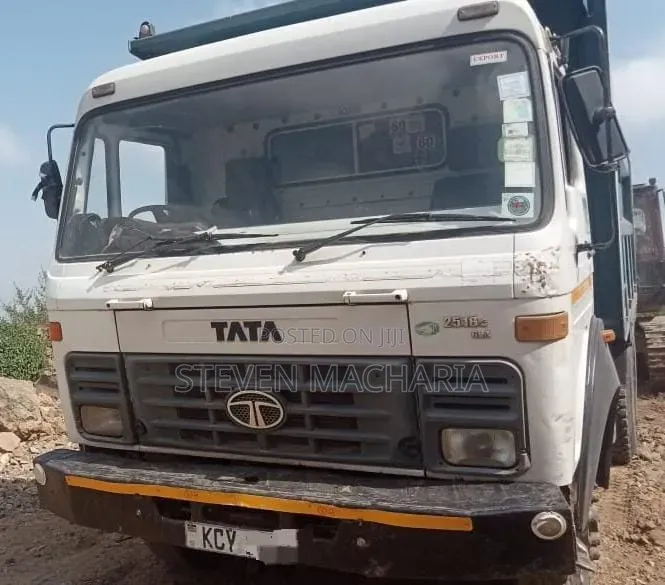 Tata Boggie Kcy Sukuma Deni