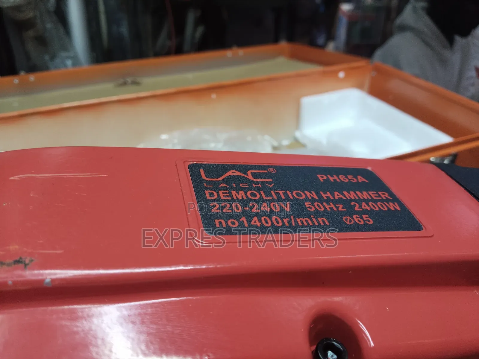 2400 W LAC Demolisher