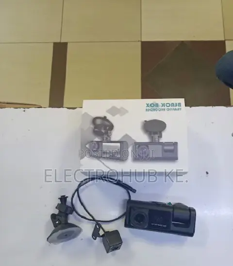 3 in 1 Vehicle Dash Camera Recorder With Reverse Camera
