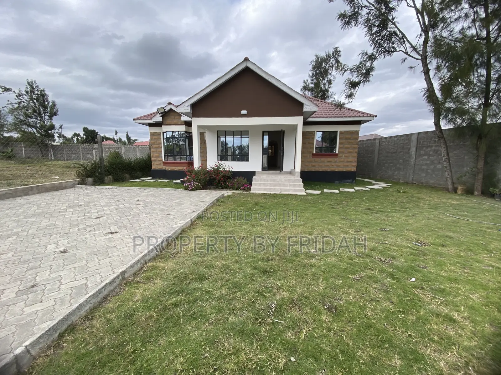 3bdrm Bungalow in Kitengela for sale