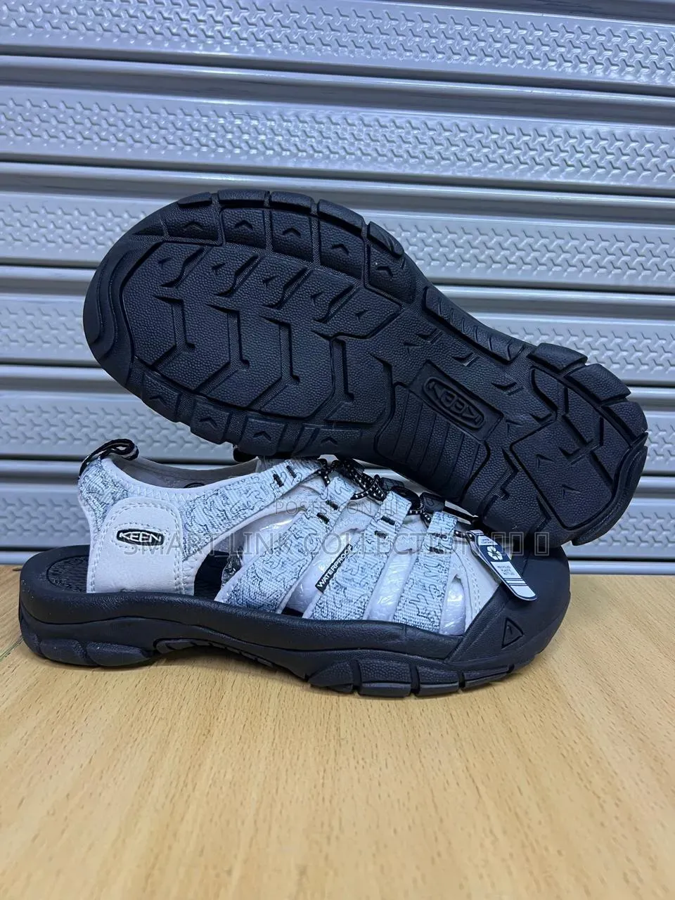 Keens Men Open Shoes