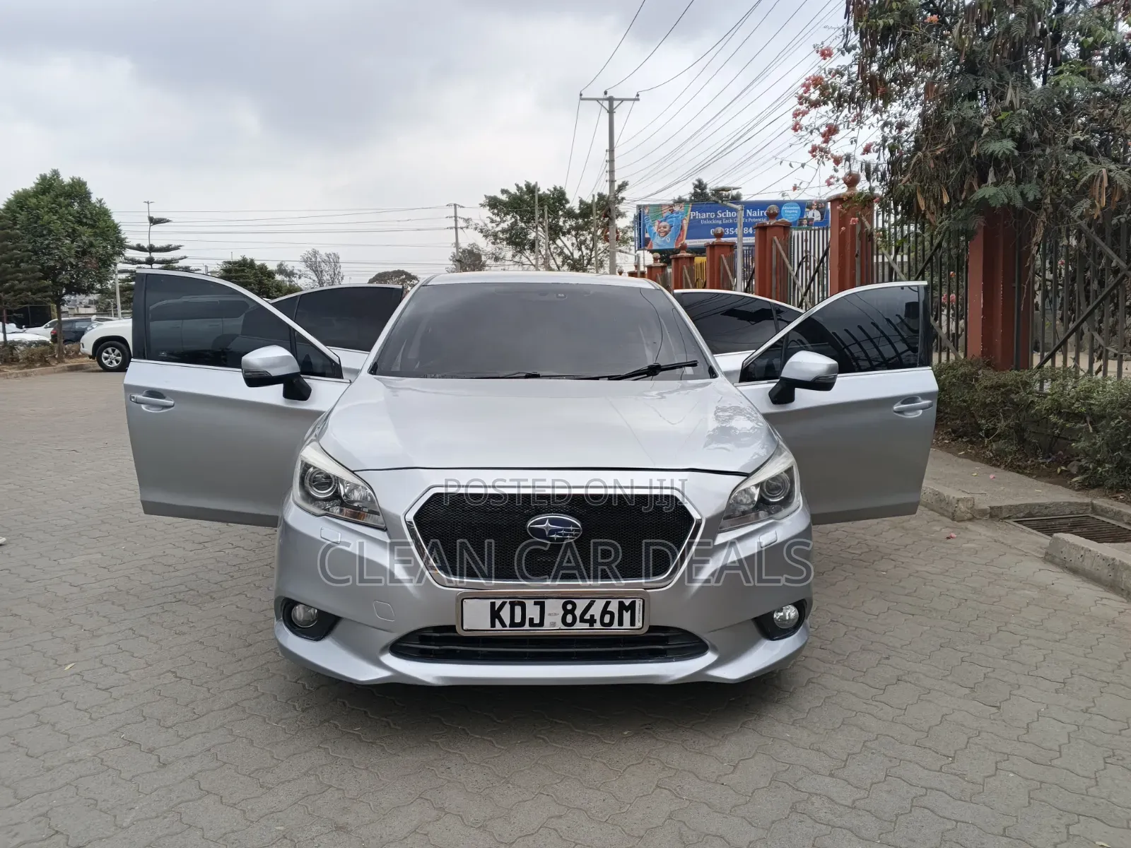 Subaru Legacy 2016 Silver