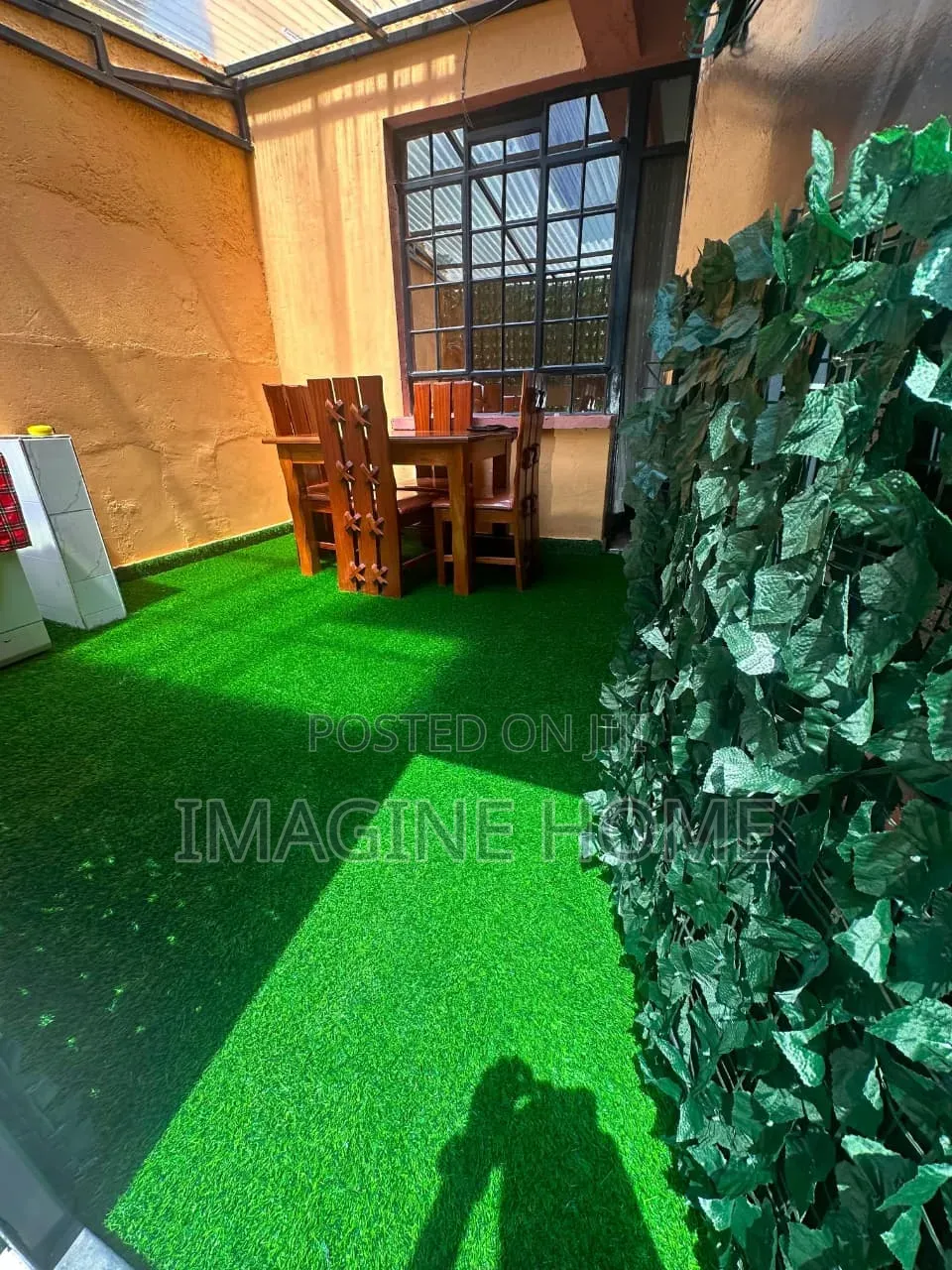 Artificial Green Fences for Balcony Spaces